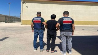 Silahlı yağma suçundan kesinleşmiş cezayla aranan şahıs yakalandı