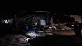 Sındırgıda marangoz atölyesinde yangın paniği