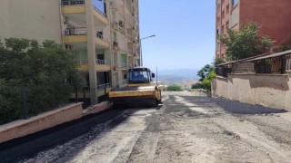 Şırnak Belediyesi yol onarımları için kolları sıvadı