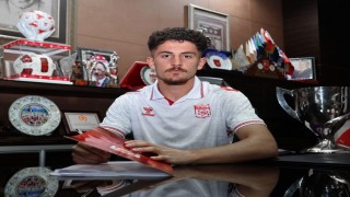 Sivasspor, Emirhan Başyiğitin sözleşmesini uzattı