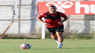 Sivassporda Simic, Sabah FCye transfer oldu