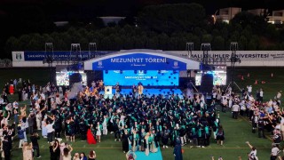 SUBÜ 3 bin 263 öğrencisini coşkulu törenle mezun etti