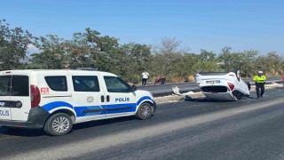 Takla atan araç sürücüsü yaralandı