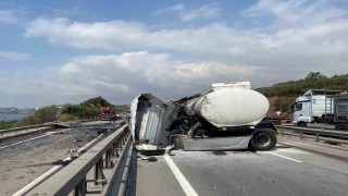 Tanker bariyerlere girip makasladı, ardından alev aldı