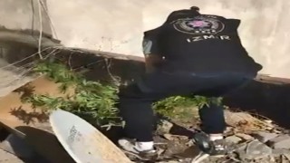 Tarihi Kemeraltı Çarşısında uyuşturucu operasyonu: 3 gözaltı