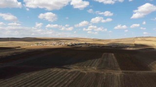 Tarım arazileri tel ve konteynerlerle kuşatıldı