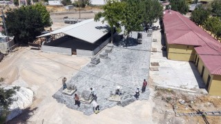 Taziye Evi Çevresine 3 Bin Metrekare Kilit Parke Döşeniyor