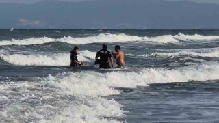 Tekirdağda yasağa uyulmayan denizde can pazarı yaşandı: 2 kişi kurtarıldı, 1 kişi kayıp