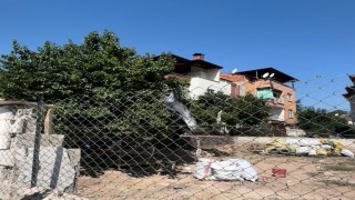 Tellere takılan güvercin imdadına muhtar yetişti