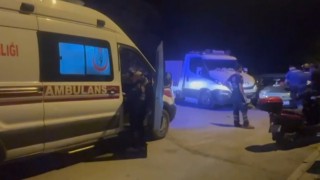 Tofaş marka otomobilin karıştığı kazada 3 kişi yaralandı