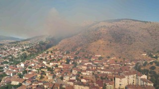 Tokatta otluk alanda başlayan yangın ağaçlık alana sıçradı