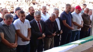 Trafik kazasında hayatını kaybeden hemşire son yolculuğuna uğurlandı