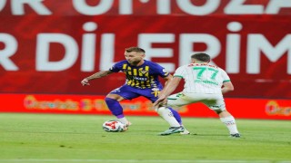 Trendyol Süper Lig: Eyüpspor: 0 - Konyaspor: 3 (İlk yarı)