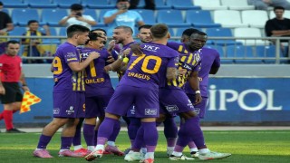 Trendyol Süper Lig: Eyüpspor: 1 - Corendon Alanyaspor: 0 (İlk yarı)