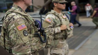 Trump, bu gece Washington DCde polis ve ordu güçleriyle birlikte devriyeye çıkacak