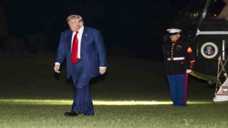 Trump: İsrailin saldırılarını soykırım olarak görmüyorum