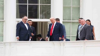 Trumptan Beyaz Saray çatısına nükleer füze inşa edeceğiz çıkışı