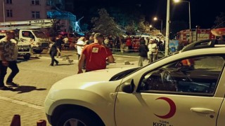 Türk Kızılay, Sındırgı depremi sonrası afetzedelere beslenme desteği sağlıyor