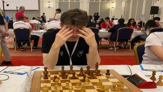 Türkiye İş Bankası Satranç Süper Liginde şampiyonluk mücadelesi devam ediyor