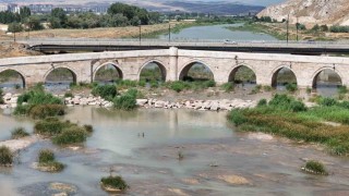 Türkiyenin en uzun nehrinde kuraklık alarmı