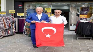 Ümraniye Belediyesi anlamlı bayrak videosu ile gündemde