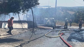 Ümraniyede kömürlük yangını paniğe neden oldu