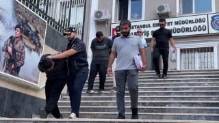 Ümraniyede park halindeki tırda hırsızlık: Ayakkabı, pirinç ve yağ çalan şüpheliler yakalandı