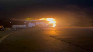 Ümraniyede şehirler arası yolcu otobüsünde yangın