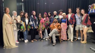 Ünlü modacı genç dokumacılar yetiştiriyor