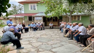 Uşakta çiftçiler dinlendi