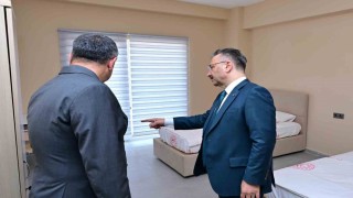 Vali Aksoy, Fethi Yılmaz Sezer Yaşlı Bakım ve Rehabilitasyon Merkezini ziyaret etti