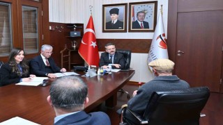 Vali Aksoy, onlarca Halk Gününde yüzlerde vatandaşı dinledi