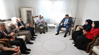 Vali Çiftçiden şehit ailesine ziyaret