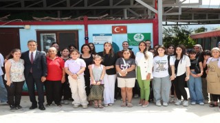 Vali Masatlının eşi, Yüreğimizdeki Işık projesinde kız çocuklarıyla bir araya geldi