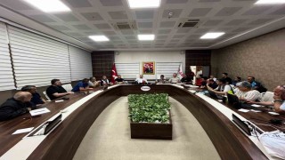 Vali Özkan kriz masasında çalışmaları takip etti