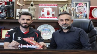 Valon Ethemi resmen Sivassporda