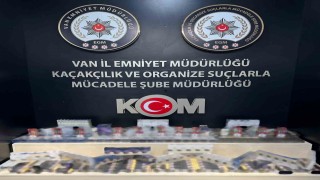 Vanda gümrük kaçağı malzemeleri ele geçirildi