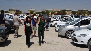 Vanda ikinci el açık oto pazarında durgunluk sürüyor