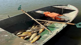 Vanda kaçak balık avlayan 2 kişiye 25 bin lira ceza