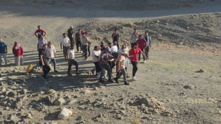 Vanda traktörün römorku devrildi: 8 yaralı