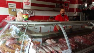 Vanlı esnaf elektrik kesintilerinden şikâyetçi