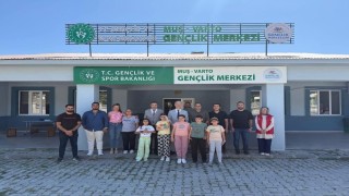 Vartodaki spor tesisleri gençlerle dolup taşıyor