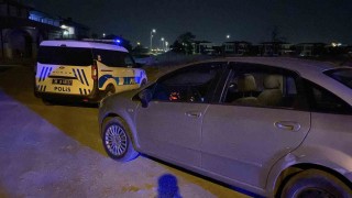 Yaşı küçük, ehliyetsiz sürücü kovalamaca sonucu yakalandı