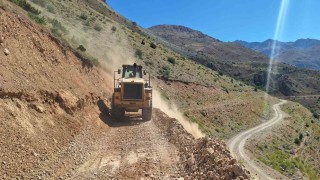 Yaylada üretilen tonlarca Tulum Peyniri at sırtında değil yeni yapılan yolla şehre ulaştırılacak