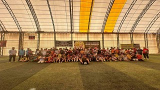 Yaz Kuran kursu öğrencilerine halı saha turnuvası