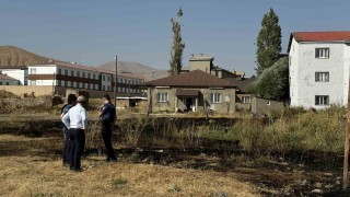 Yüksekovada anız yangını paniğe yol açtı