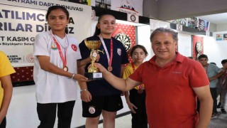 Zafer Bayramı Dart Turnuvasında ödüller sahiplerini buldu