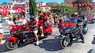 10. Uluslararası Goldwing Treffen Çeşmede rekor katılımla gerçekleşti