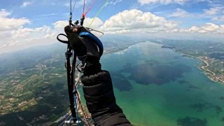 112 kilometreyi paraşütle uçtu: Sakaryadan havalandı, Eskişehire indi