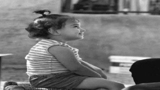 2 yaşındaki çocuk, kamyonetin altında kalarak hayatını kaybetti